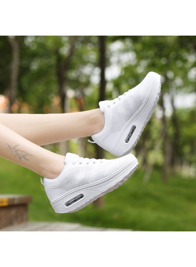 أحذية رياضية نسائية للجري والمشي، مريحة وخفيفة الوزن، مانعة للانزلاق، مناسبة للتمارين الرياضية والارتداء اليومي. - Image 4